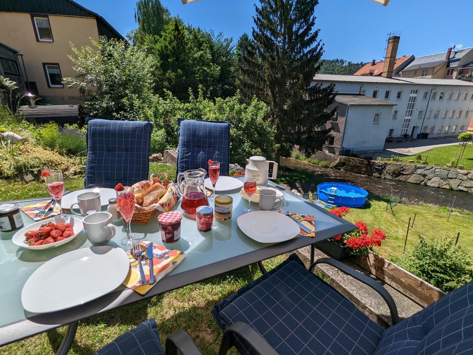 Hw4B - Urlaubsmagie - Zentral Mit Gemeinschaftsgarten, -Pool, -Sauna & Whirlpool 세브니츠 외부 사진